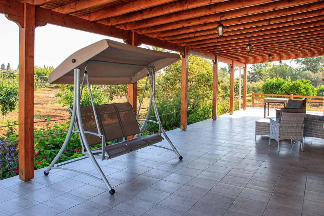 Berryrose Villa Perivolia