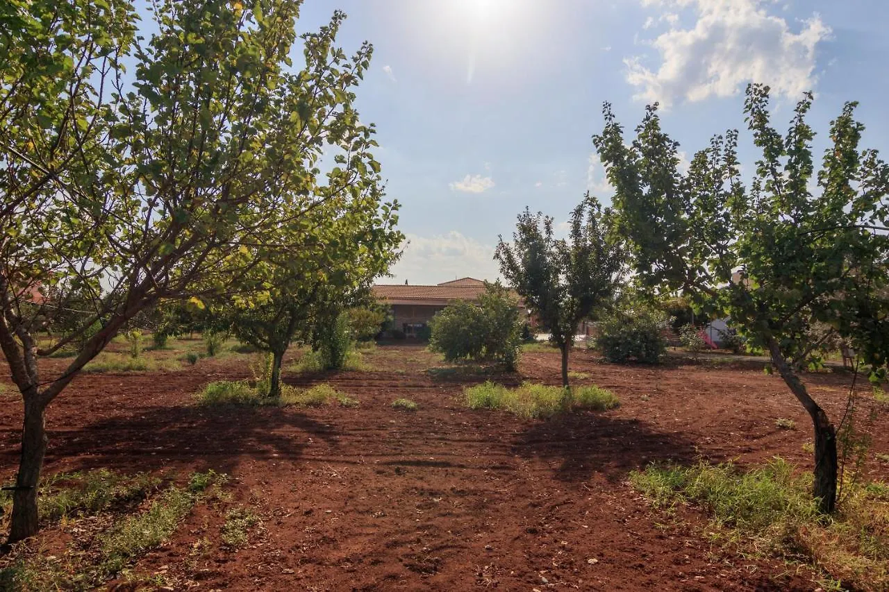 Berryrose Villa Perivolia